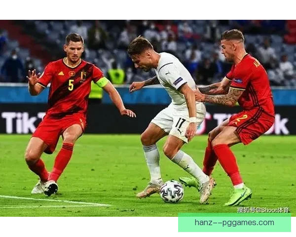 从美洲杯表现看恰尔汗奥卢对阵马赛的竞技状态评估与球队攻防影响分析